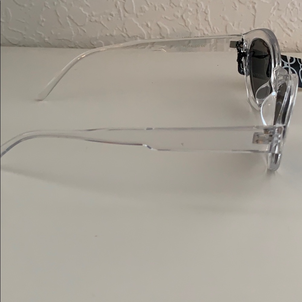 🆕 🆑 SUNGLASSES - Picture 2 of 7
